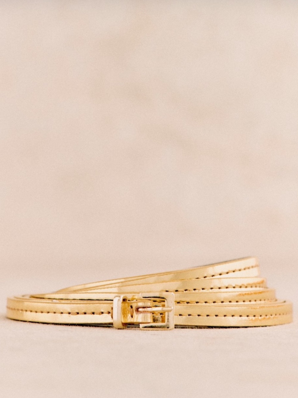🌟 SÉZANE Anemone Double Wrap Thin Waist Belt Metallic Gold Mirror 90 - Picture 2 of 7